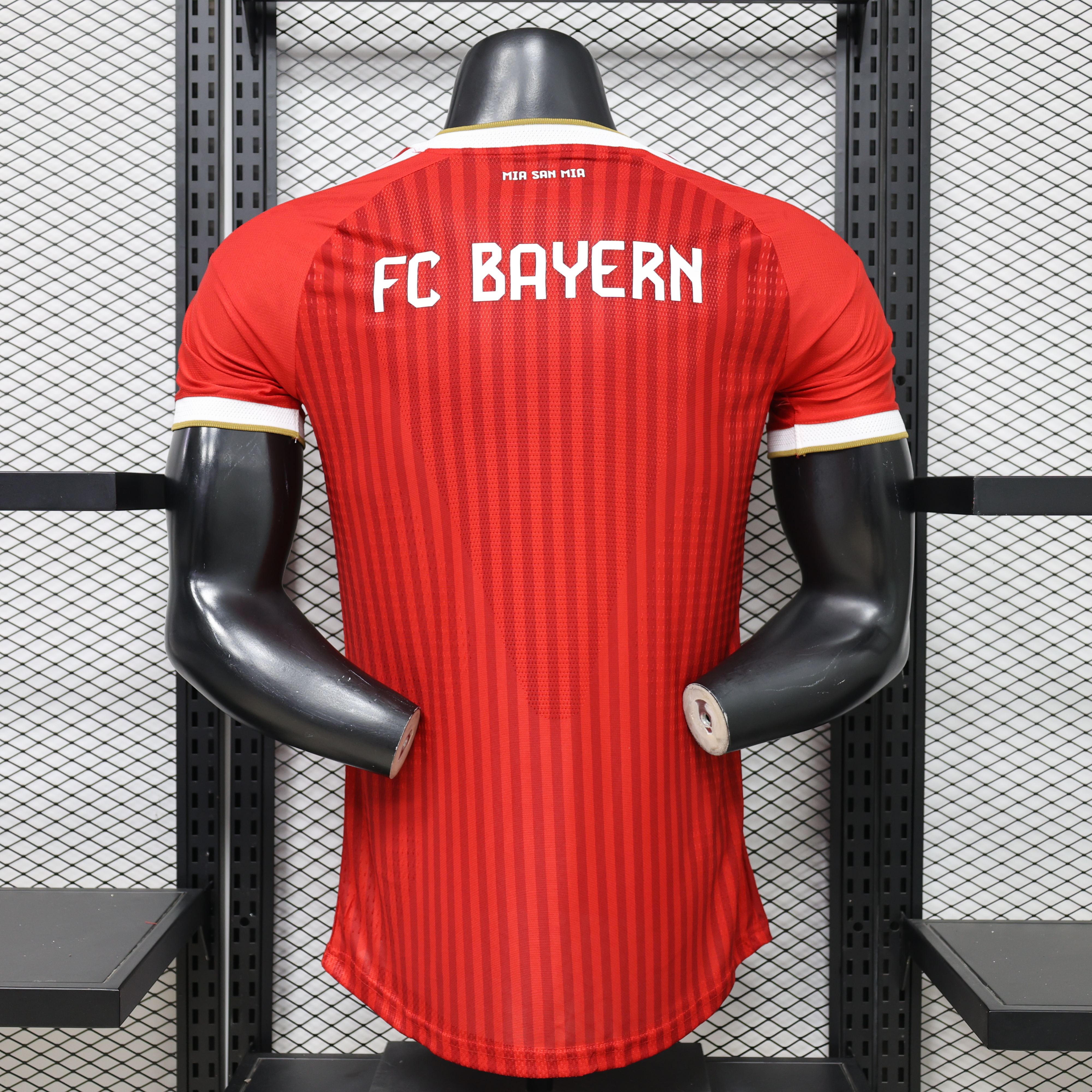 26/27 Bayern Munich Home Player Version Men Football T-Shirt Thai Quality