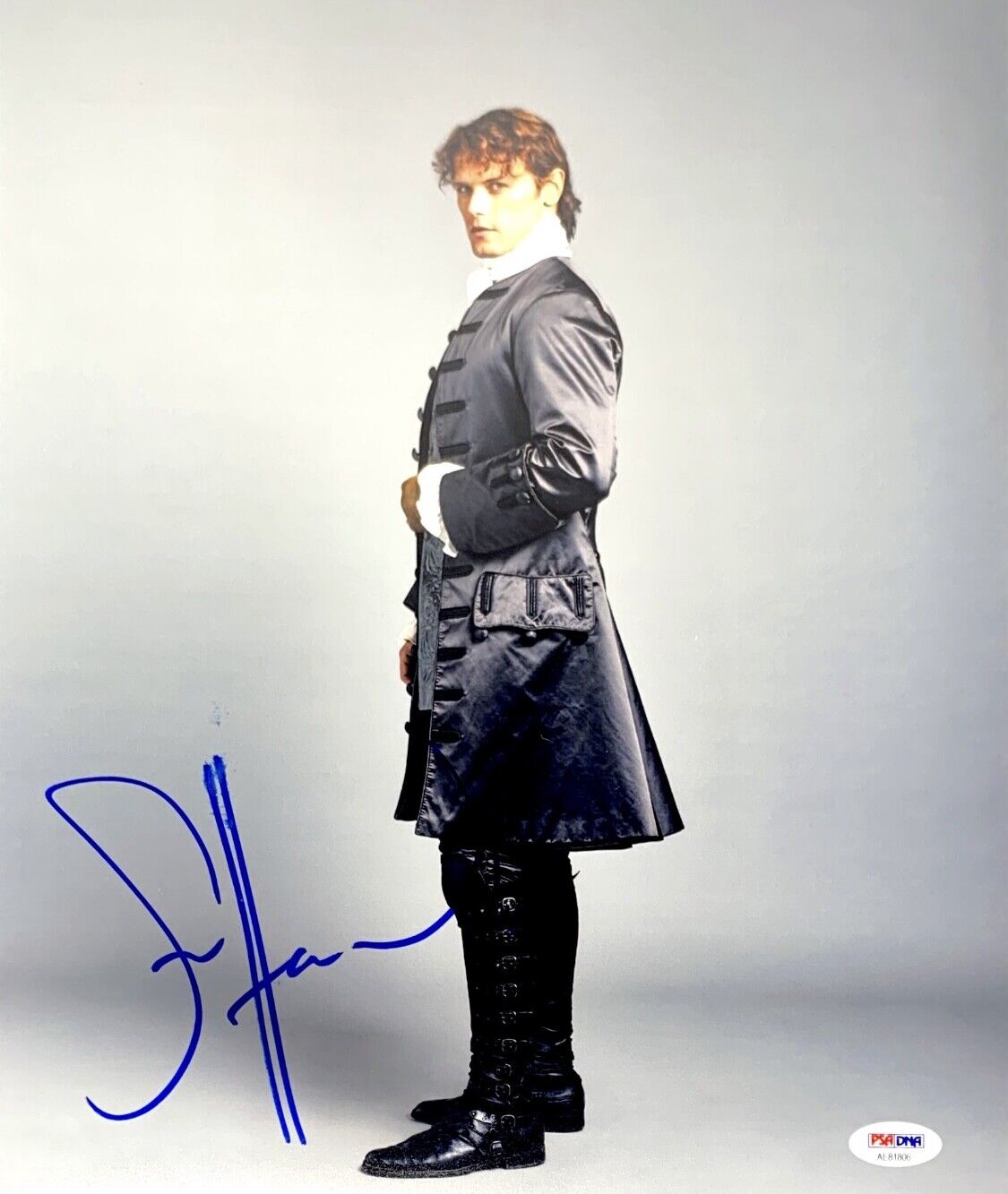 Sam Heughan Signed 11x14 Photo Poster painting *Outlander* PSA AE81806