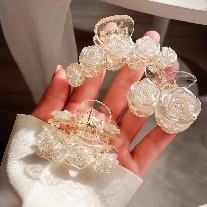Women's Sweet Flower Resin Hair Claws