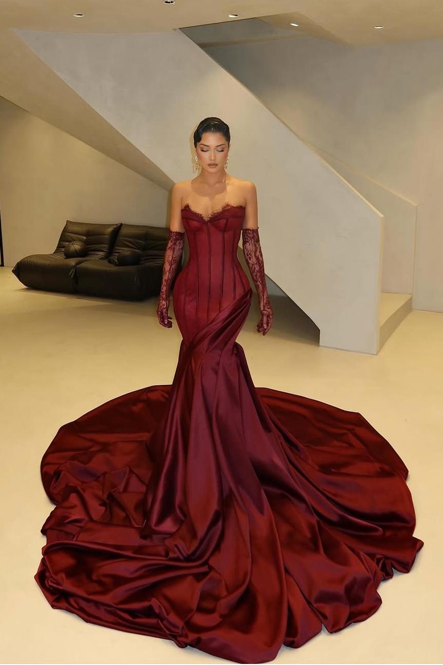 Satin V-Neck Strapless Sleeveless Long Pleated Mermaid Prom Dress With Ruffle And Lace Gloves | YQ0042 Wellcucu