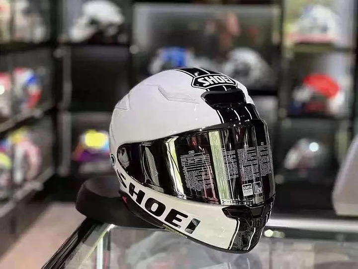 SHOEI z8
オプションチークパッド
31mm SHOEI Z-8 61cm XL size Matte Black SHOEI Z8 Full Face Helmet