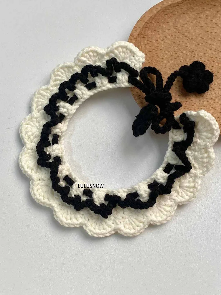 Lulusnow Handmade Black White  Crochet Pet Collars/ Pet Holiday Outfit/ Festive Pet Accessories/ Gift For Pet