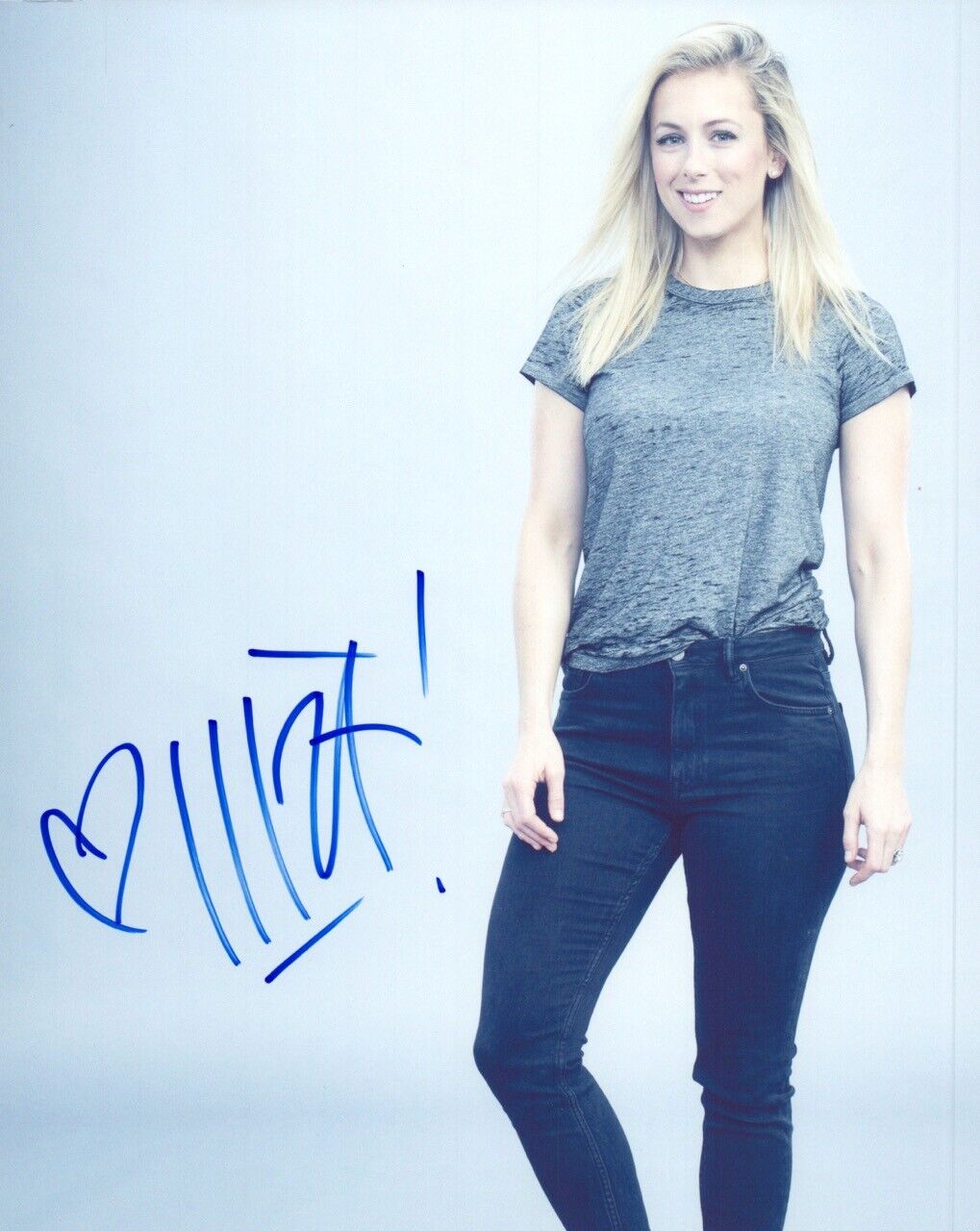 Iliza Shlesinger Signed Autographed 8x10 Photo Poster painting Comedian Spenser Confidential COA