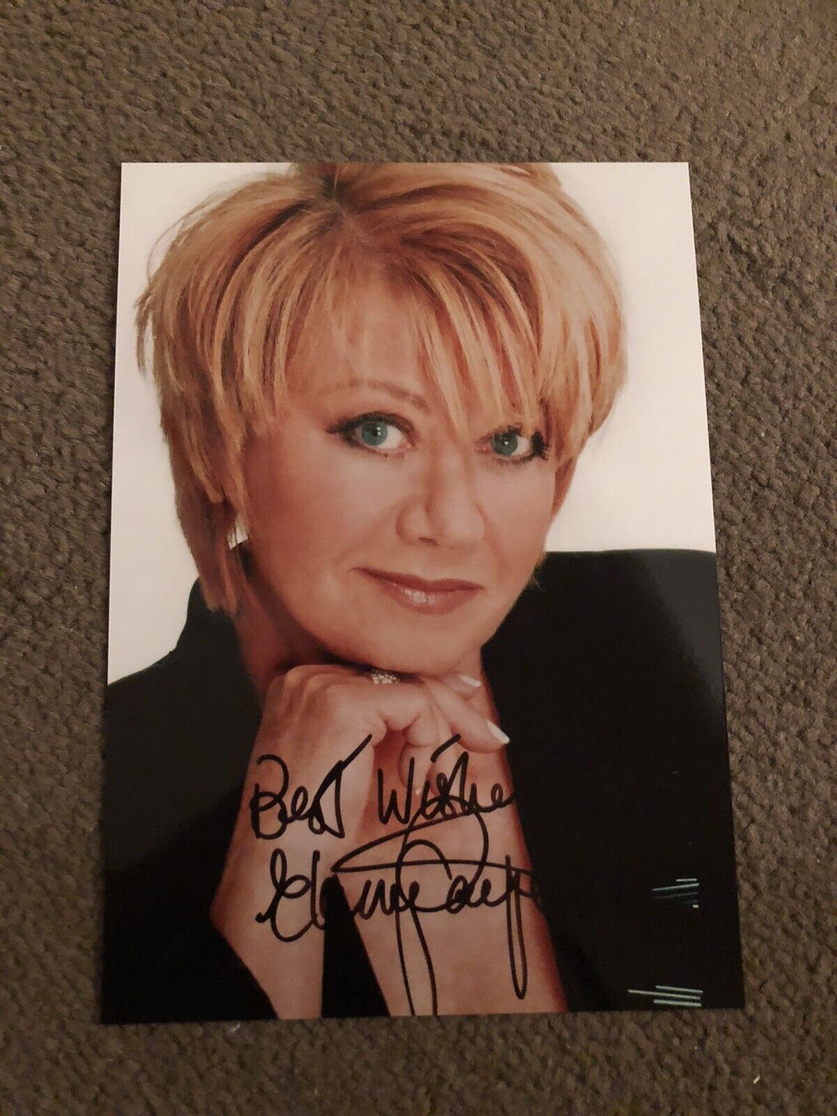 ELAINE PAIGE (SINGER) PRESIGNED Photo Poster painting- 7x5”