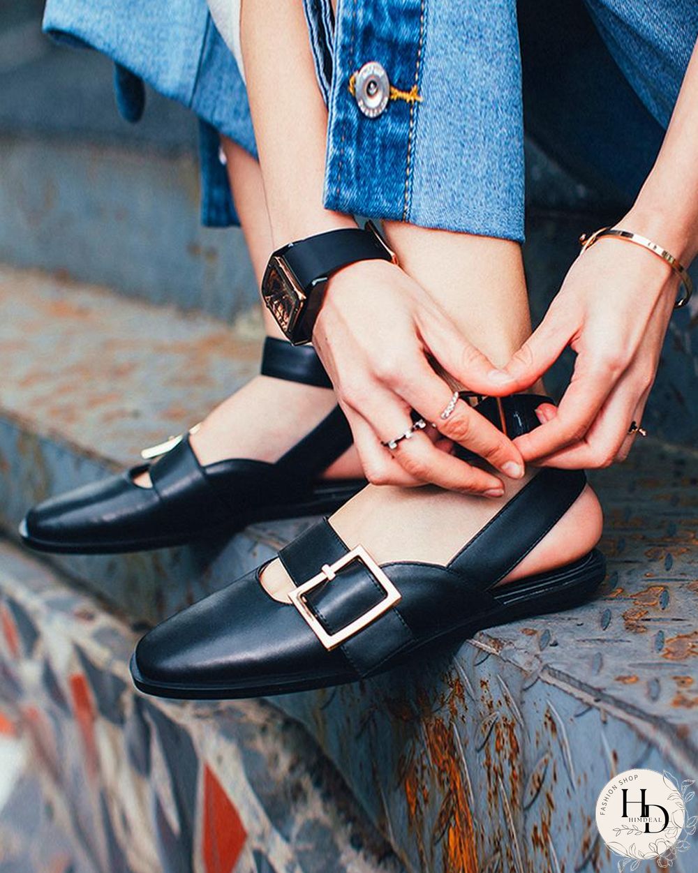 Round Toe Mary Jane Sandals