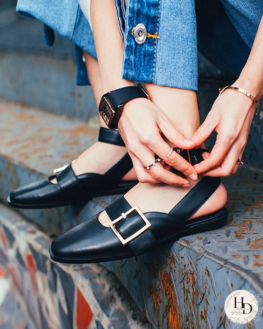 Round Toe Mary Jane Sandals