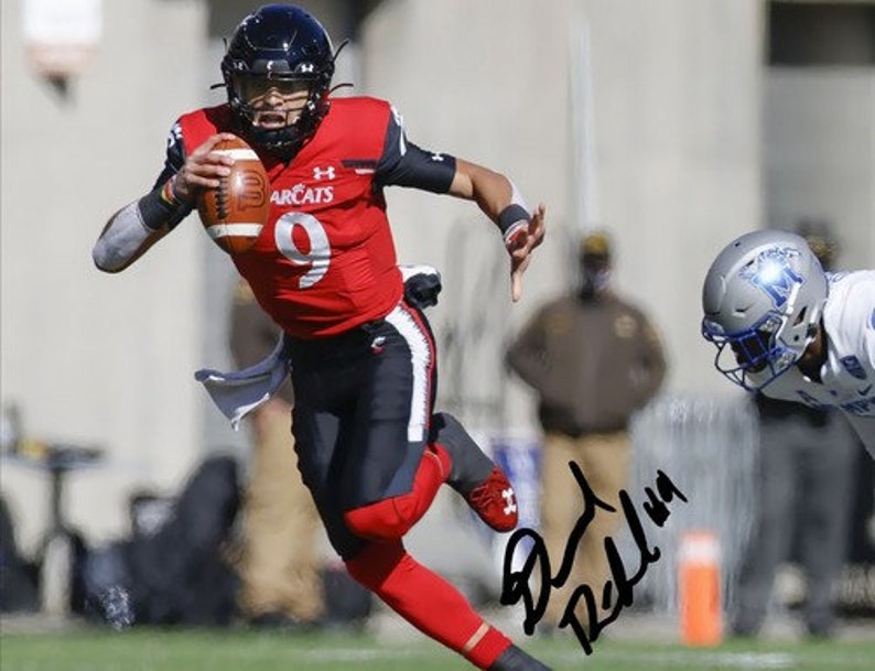 Desmond Ridder Signed Photo Poster painting 8X10 rp Autographed Cincinnati Bearcats