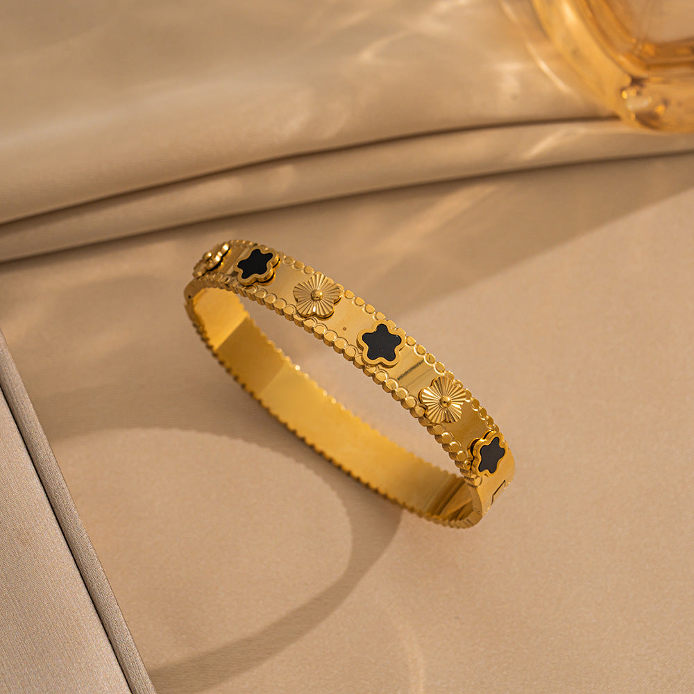 Fashion Flower Titanium Steel Bracelet Niche Design Five-Leaf Flower Hot-Selling Stainless Steel Bracelet Female Jewelry