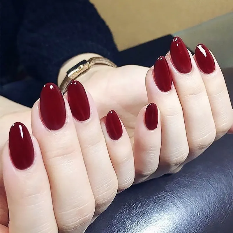 24pcs/Set Gorgeous Wine Red False Nails With Glue Middle Long Round Head Full Nail Tips Finished Fake Nail artificial nails-Nail Inspo