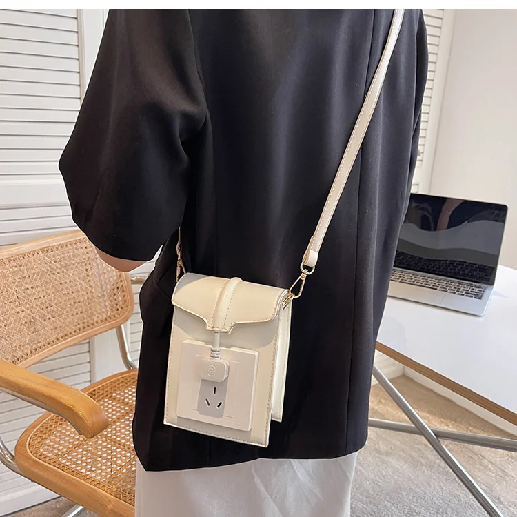 Creative socket plug bag