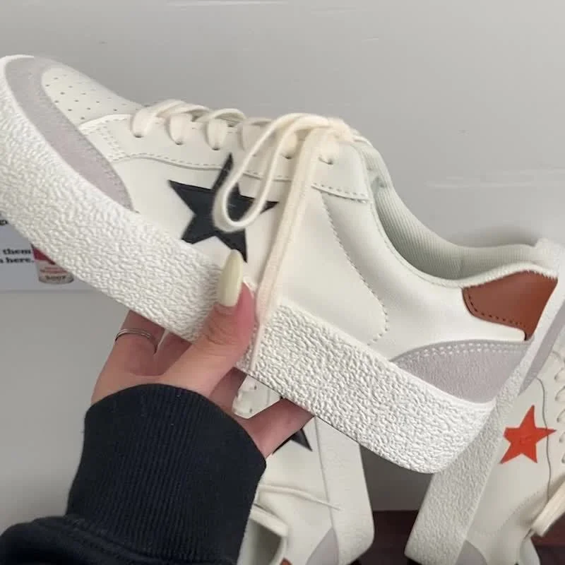 2021 spring and autumn fashion ladies board shoes student outdoor sports shoes color matching flat star painted women's shoes