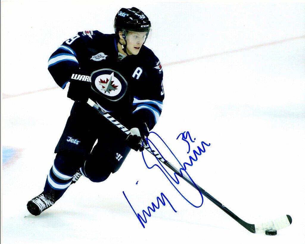 Tobias Enstrom Signed - Autographed Winnipeg Jets 8x10 inch Photo Poster painting