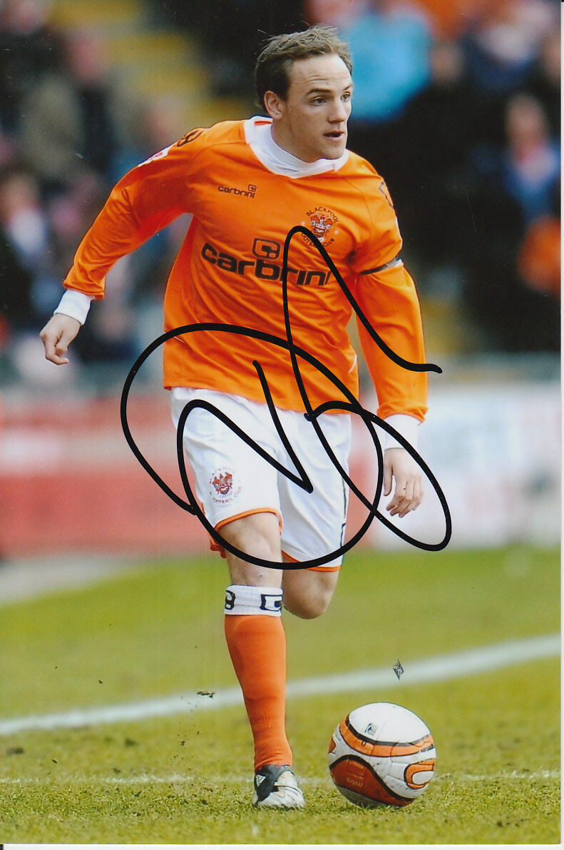 BLACKPOOL HAND SIGNED DAVID VAUGHAN 6X4 Photo Poster painting 1.