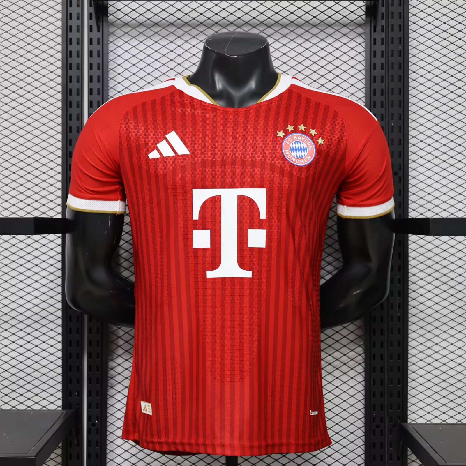 2026/2027 Player Version Bayern Munich Home Football Jersey（The player version jersey is a bit tight, please pay attention to the size selection）