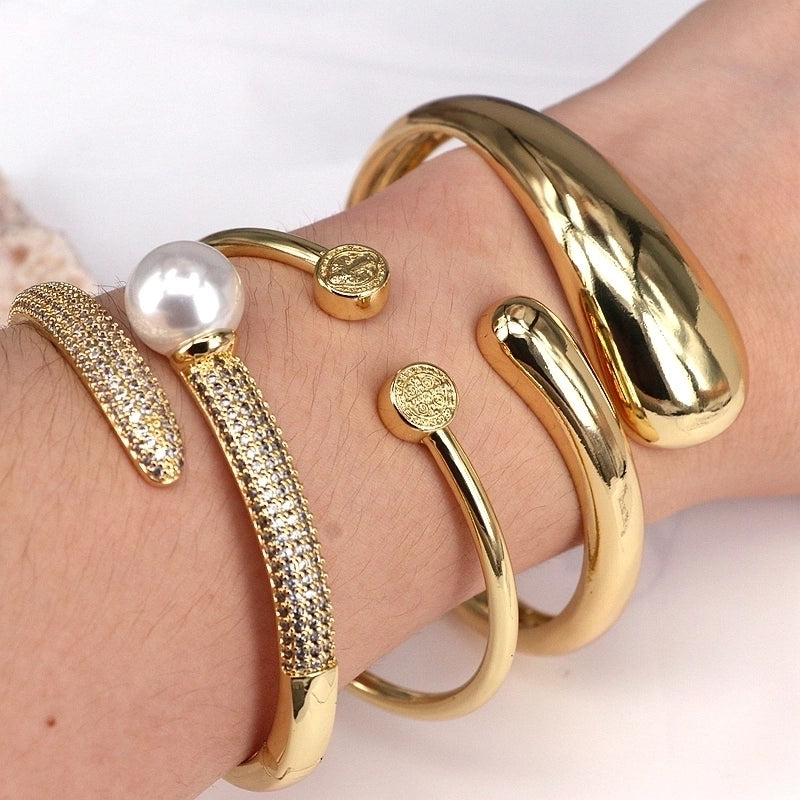 Elegant Streetwear Geometric Solid Color Artificial Pearls Zircon Artificial Pearl Copper Bangle