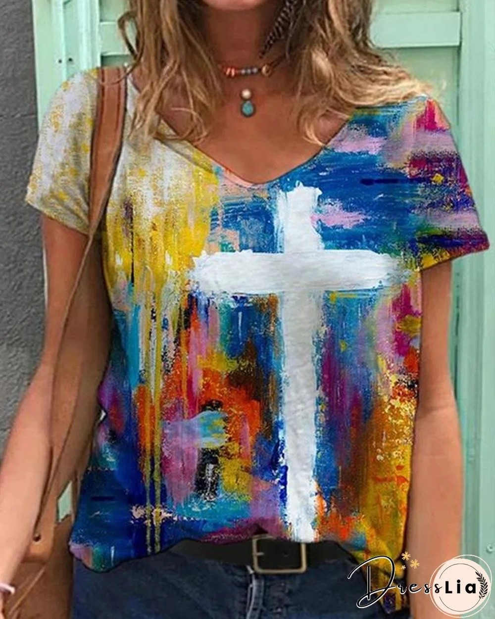 Graffiti Cross Painting Print V Neck T-shirt