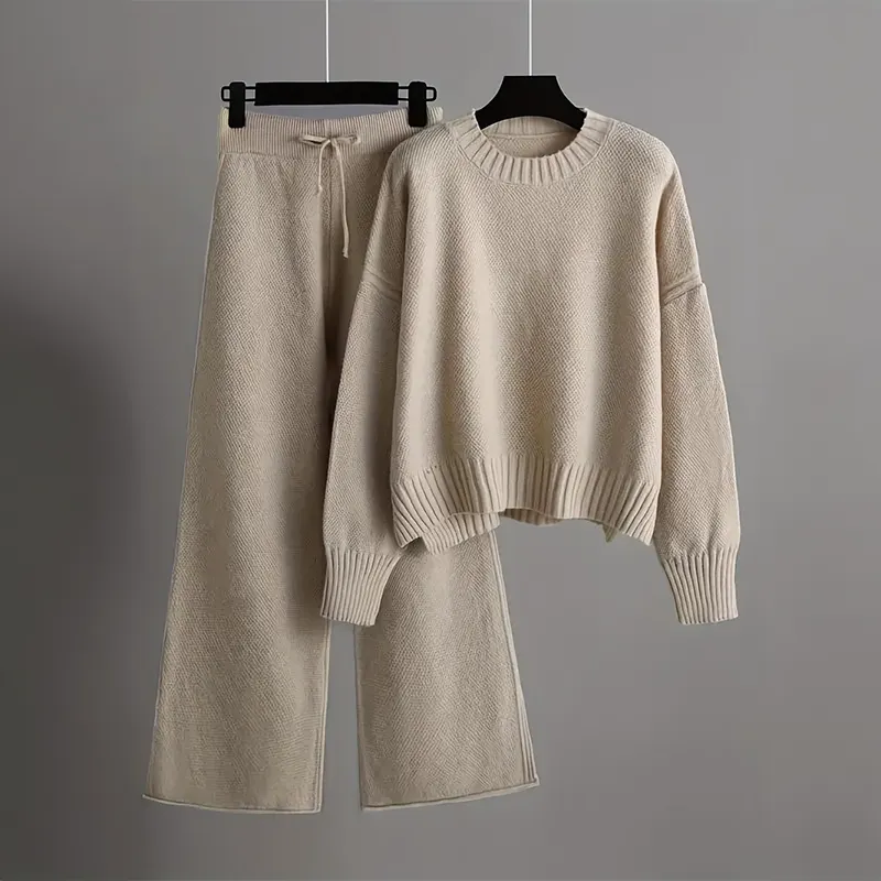 Women's Soft Knit Loungewear Set &ndash; Relaxed Jumper & Wide-Leg Trousers &ndash; Beige