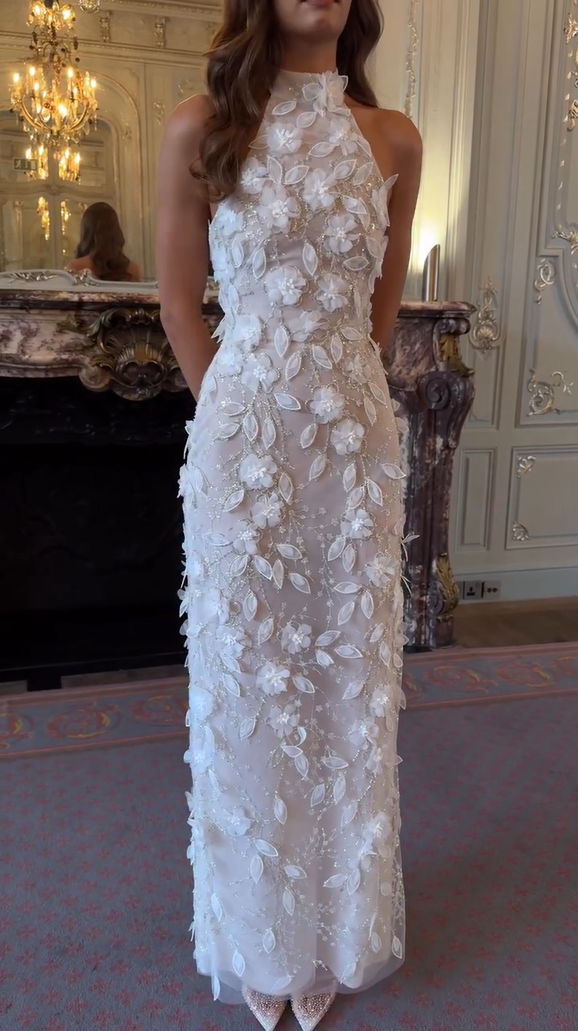 Tulle Halter Neck Strapless Sleeveless High-Waisted Long Sheath Prom Dress With Flower Appliques | YQ0135 Wellcucu