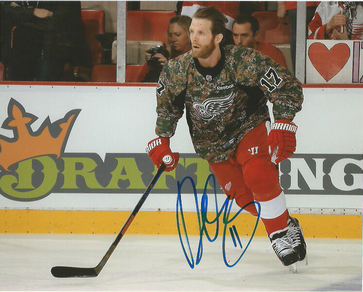 Detroit Red Wings Dan Cleary Signed Autographed 8x10 Photo Poster painting COA B