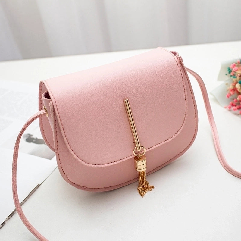 Women’s Small Pu Leather Solid Color Elegant Tassel Oval Magnetic Buckle Crossbody Bag