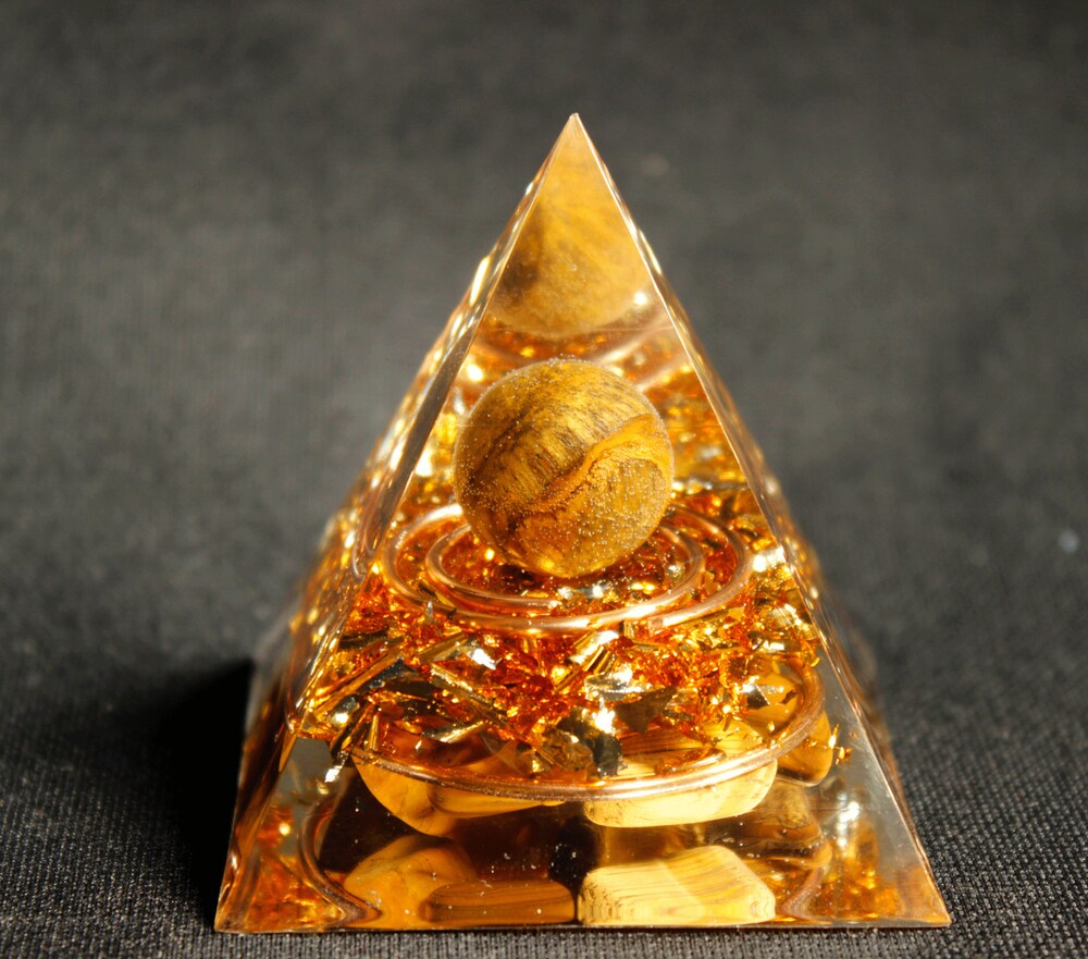 

Orgone Pyramid Chakra - Tiger\ s eye in Double, 501 Original
