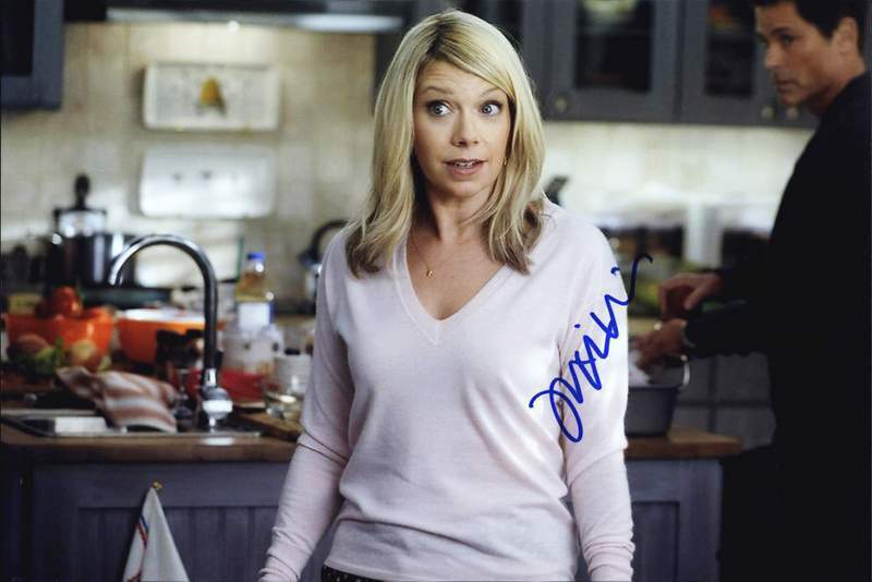 Mary Elizabeth Ellis authentic signed 10x15 Photo Poster painting |CERT Autographed A0012