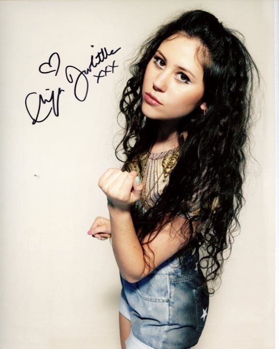 ELIZA DOOLITTLE Signed Autographed Photo Poster painting