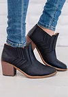 Women's Solid Round Toe Heeled Boots Shoes