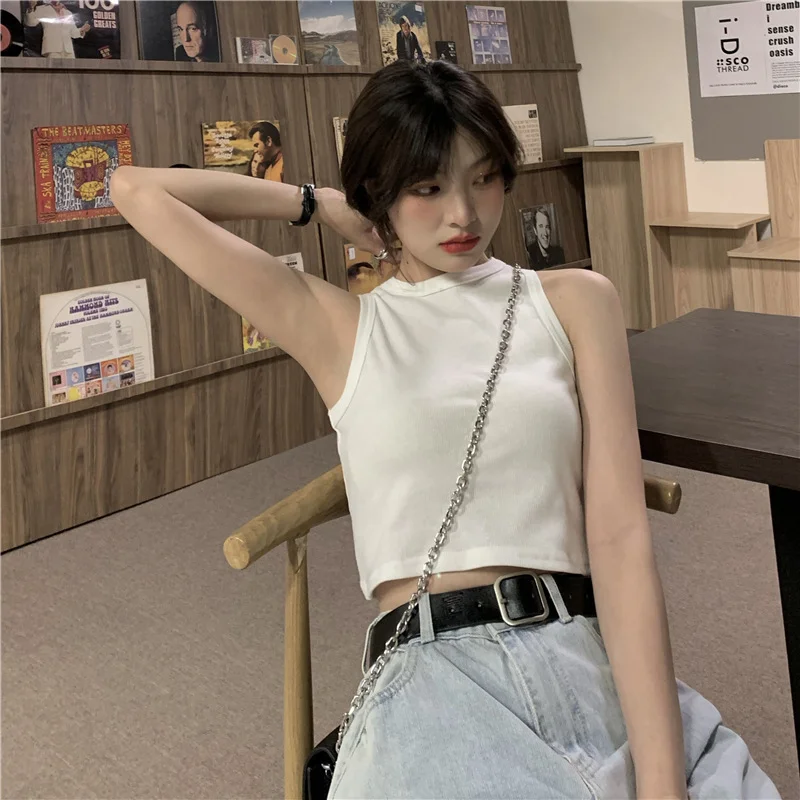 Brownm Brownm Round Collar Shows Thin Crop Short Money Wear Vest Summer 2024 New Hot Girl Sling Top Design Sense