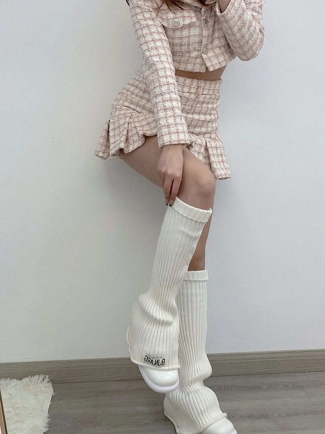 VINTAGE FLARED KNIT STRIPED LEG WARMERS