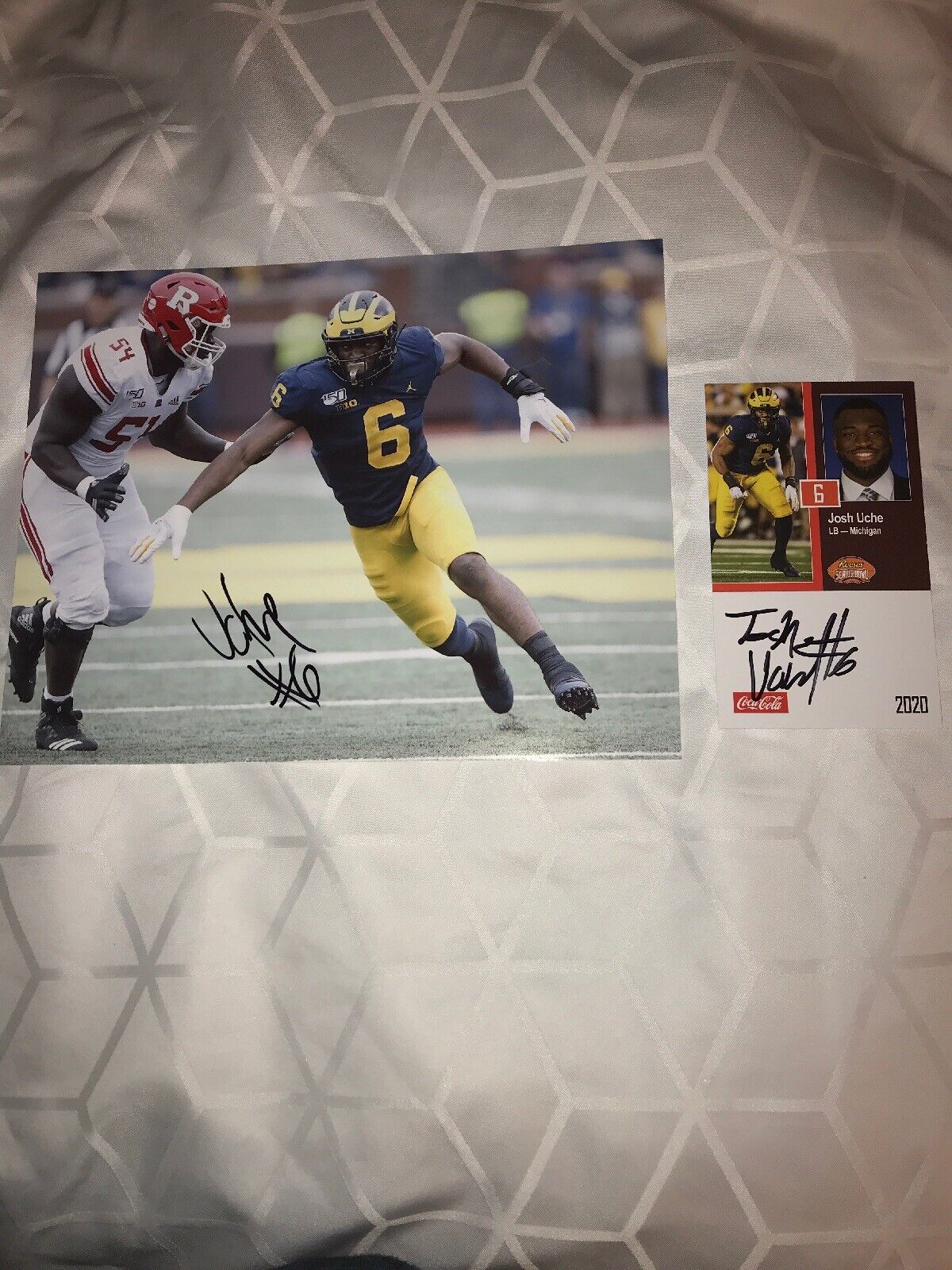 Josh Uche Michigan Wolverines Signed autographed 8x10 football Photo Poster painting & CARD