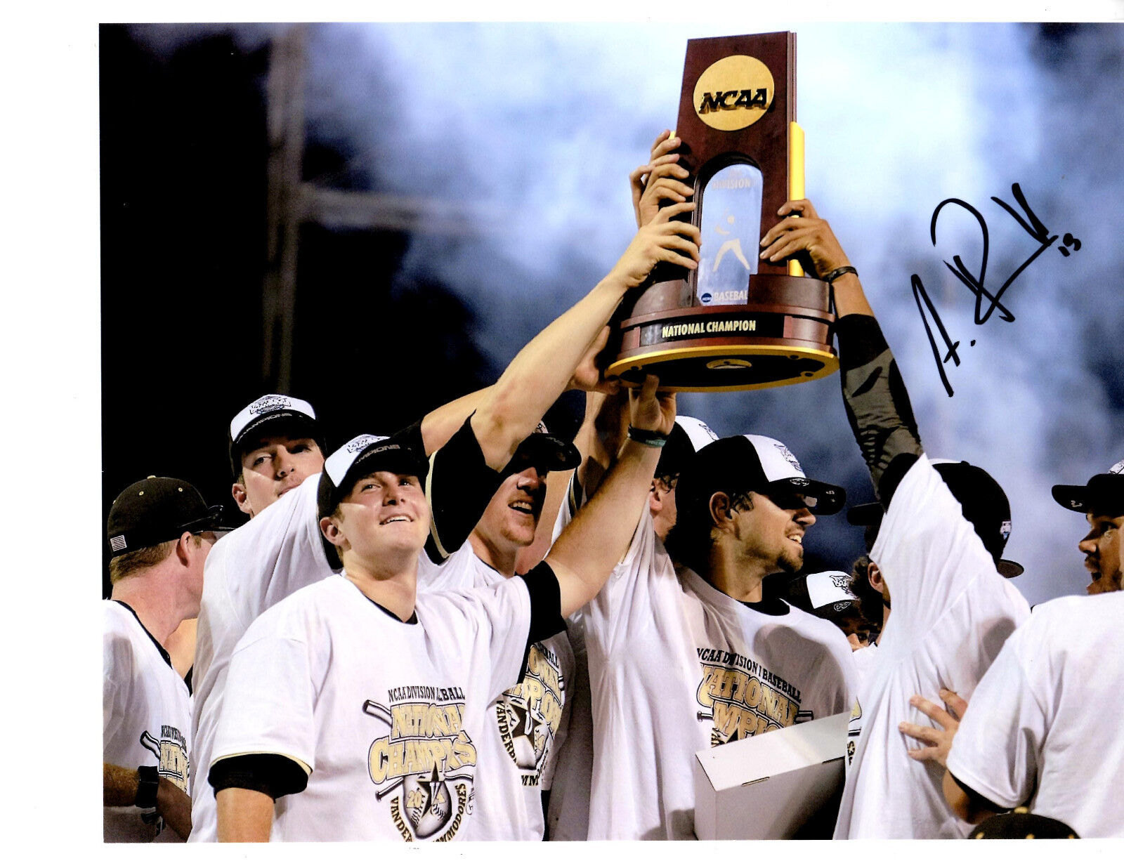 Adam Ravenelle Tigers prospect hand signed auto 8x10 Vanderbilt 2014 CWS CHAMPS!