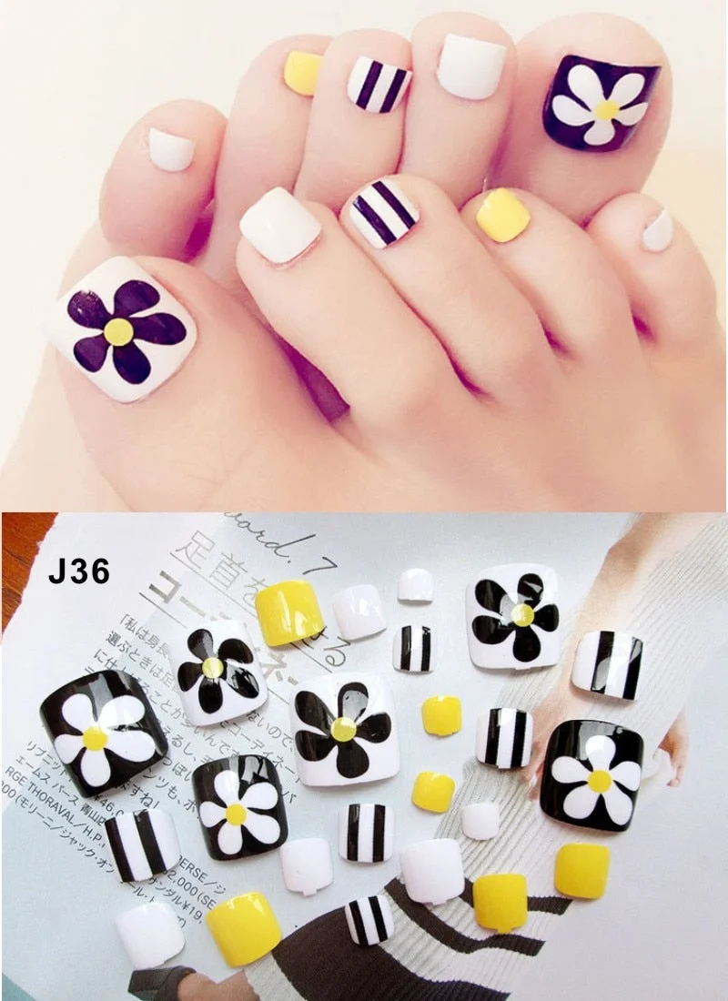 24 Pcs/Set Fresh Style Toe Fake Nails 3D Foot Full Toes Nail Art Tips False Nails  for Lady Girls Toenails Press on Nail-Nail Inspo
