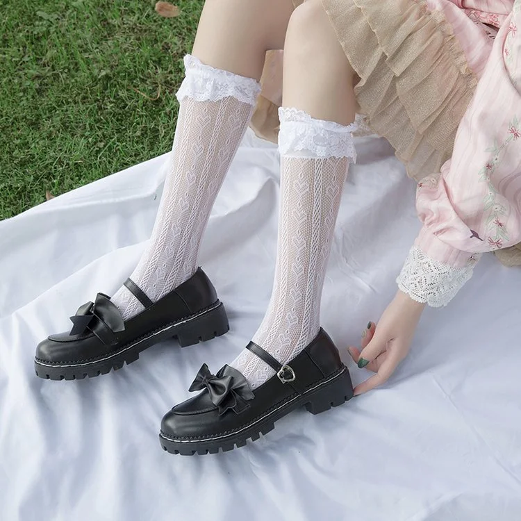 Sweet Lolita Shoes Women Mary Janes Leather Flats Shoes Ladies Flower Ruffle Round Toe College Girls Retro Cosplay Kawaii Shoes
