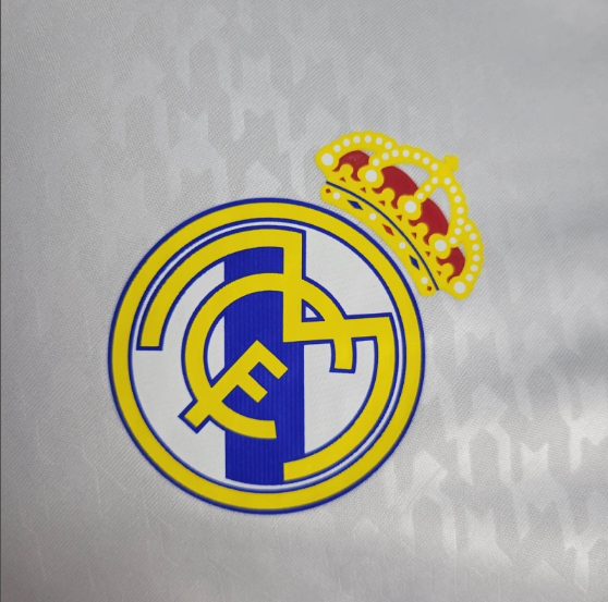 24/25 Real Madrid White Player Version Football T-Shirt Thai Quality