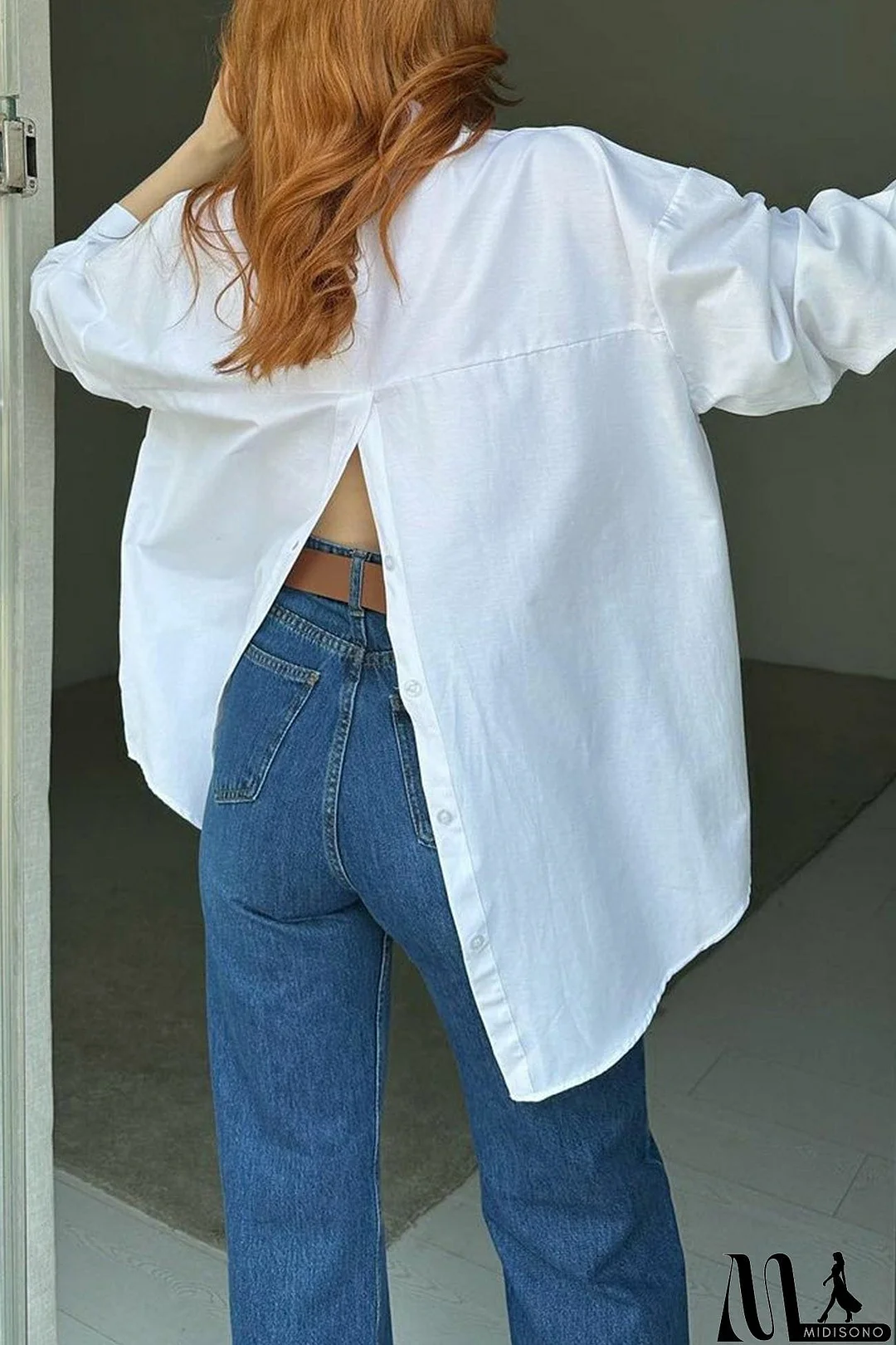 MidiSono - Single-breasted Back Slit Solid Blouse