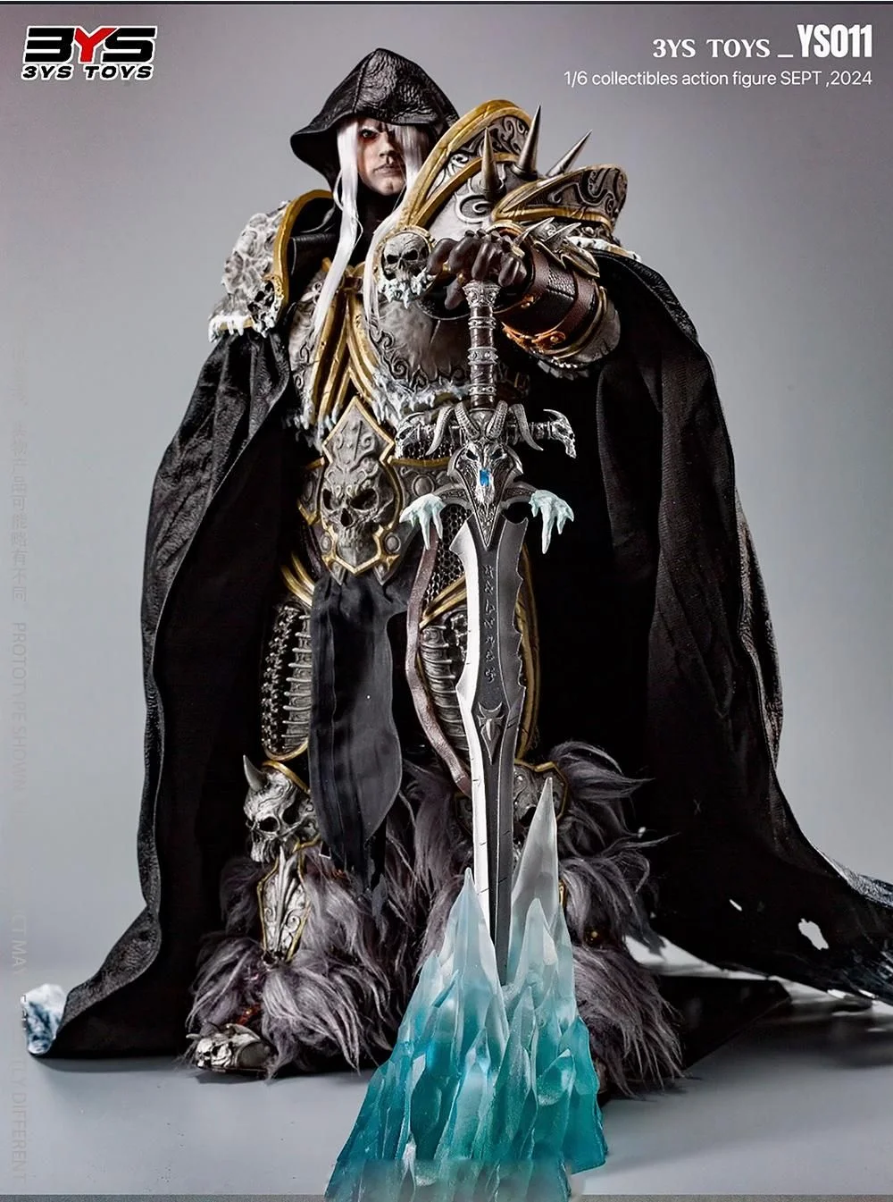 1/6 Scale Movable The Lich King with LED - World of Warcraft