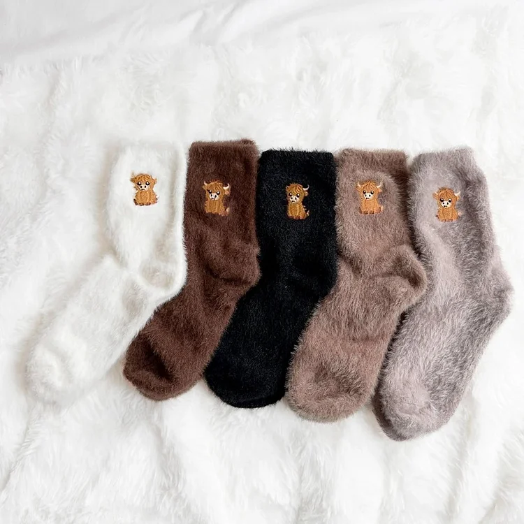 💕Warm Winter Sale 49% Off🐮Fuzzy Highland Cow Socks