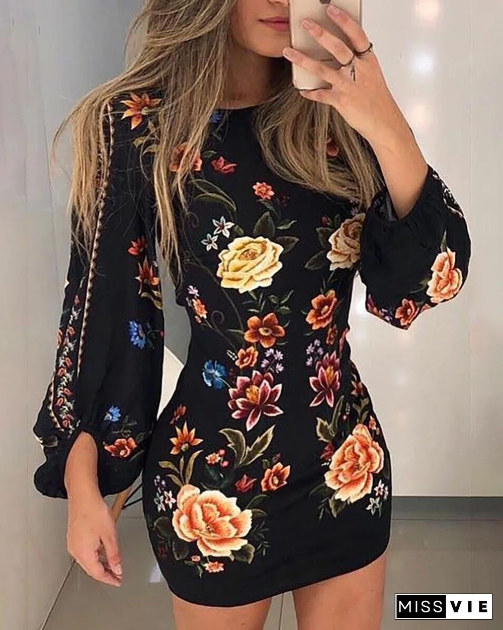 Cutout Back Lantern Sleeve Floral Bodycon Dress P11171