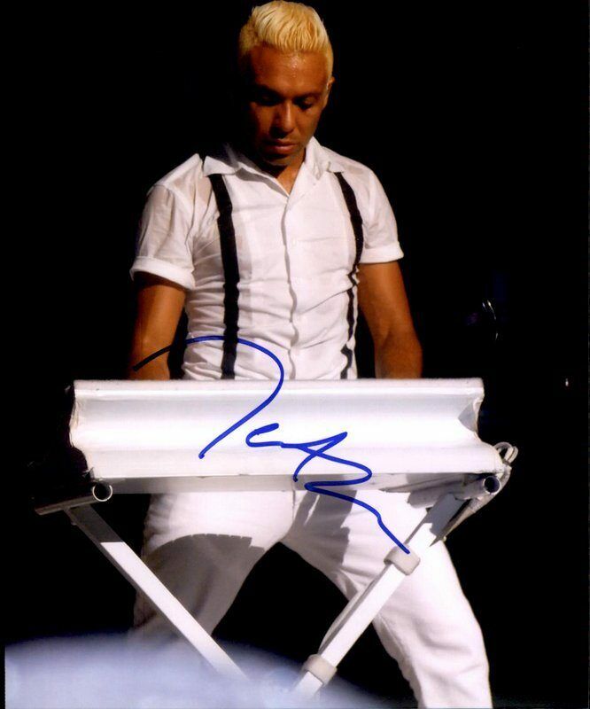 Tony Kanal No Doubt Authentic signed rock 8x10 Photo Poster painting W/Cert Autographed A13