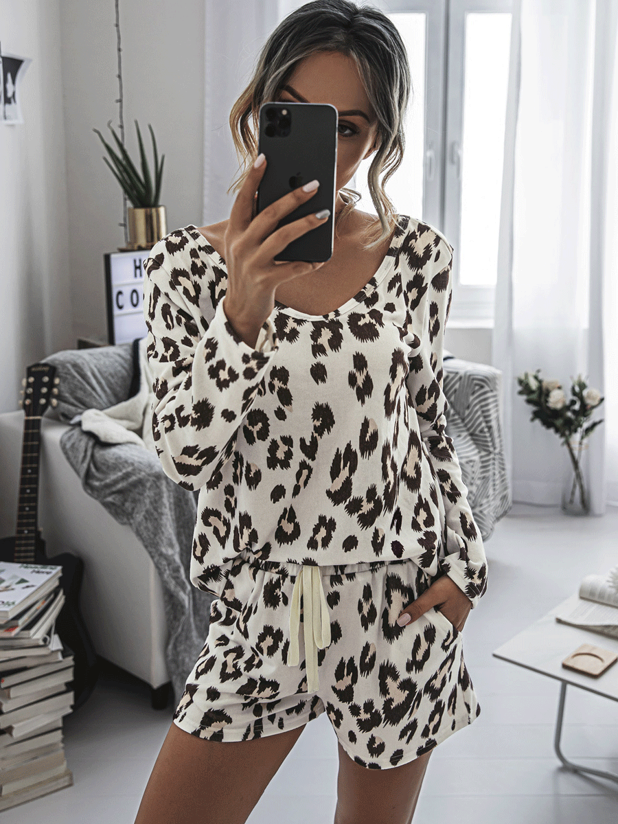 Leopard Print Comfortable Home Set