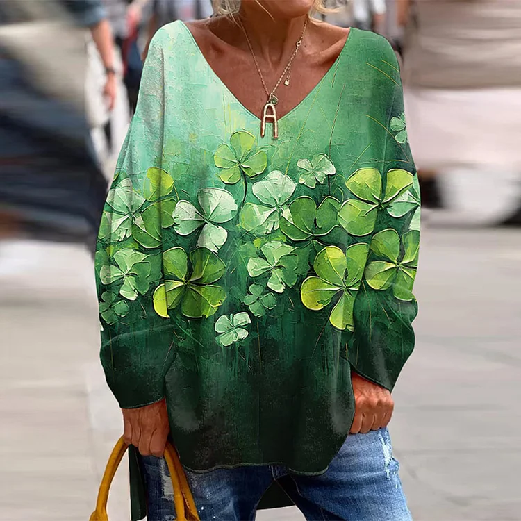 VChics Women's St Patricks Day Oil Painted Clover Print V-Neck Loose T-Shirt
