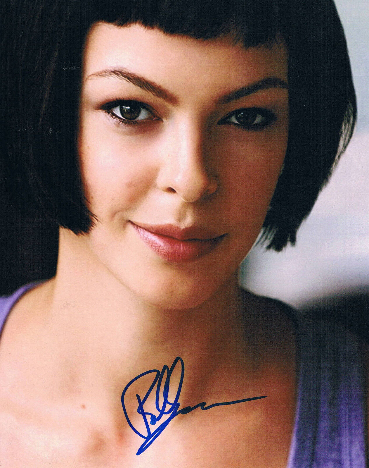 Pollyanna McIntosh 1979- genuine autograph In Person signed 8x10