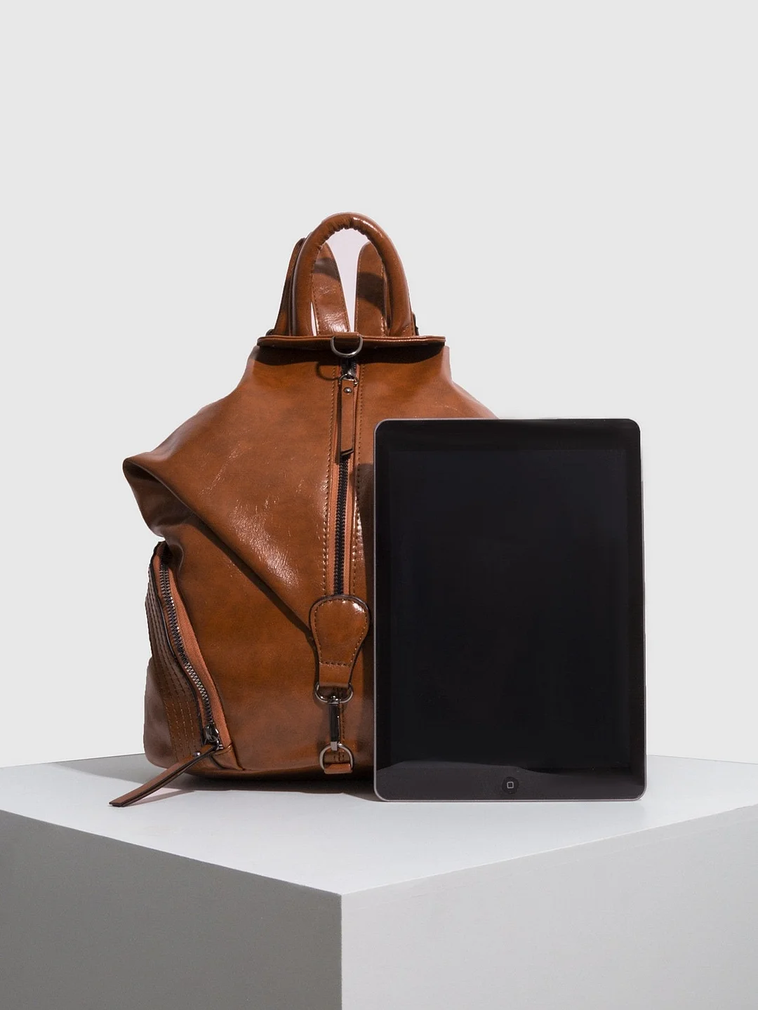 Retro Women's Backpack Fashion Casual Bag Large Capacity