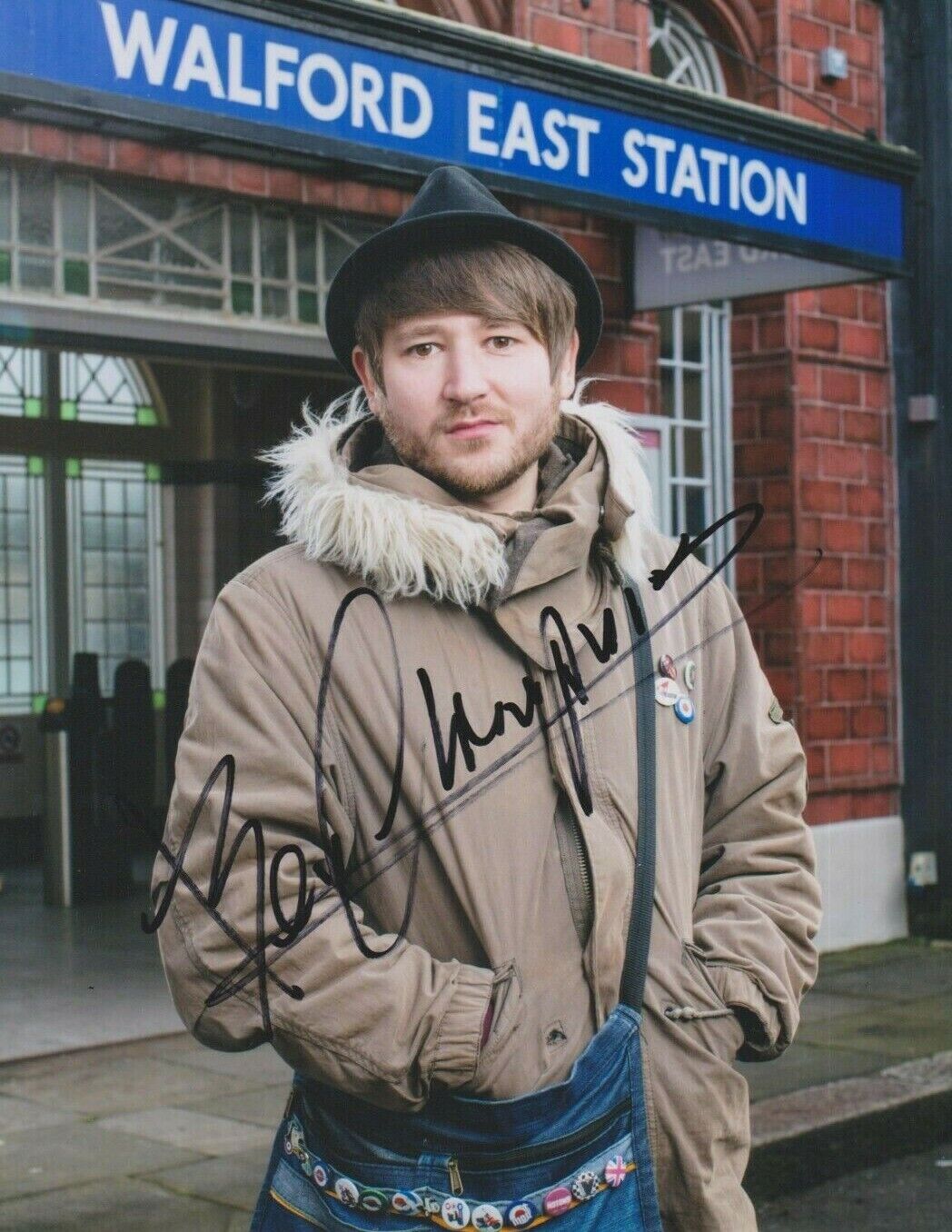 Ben Champniss **HAND SIGNED** 10x8 Photo Poster painting ~ Eastenders (Shrimpy)