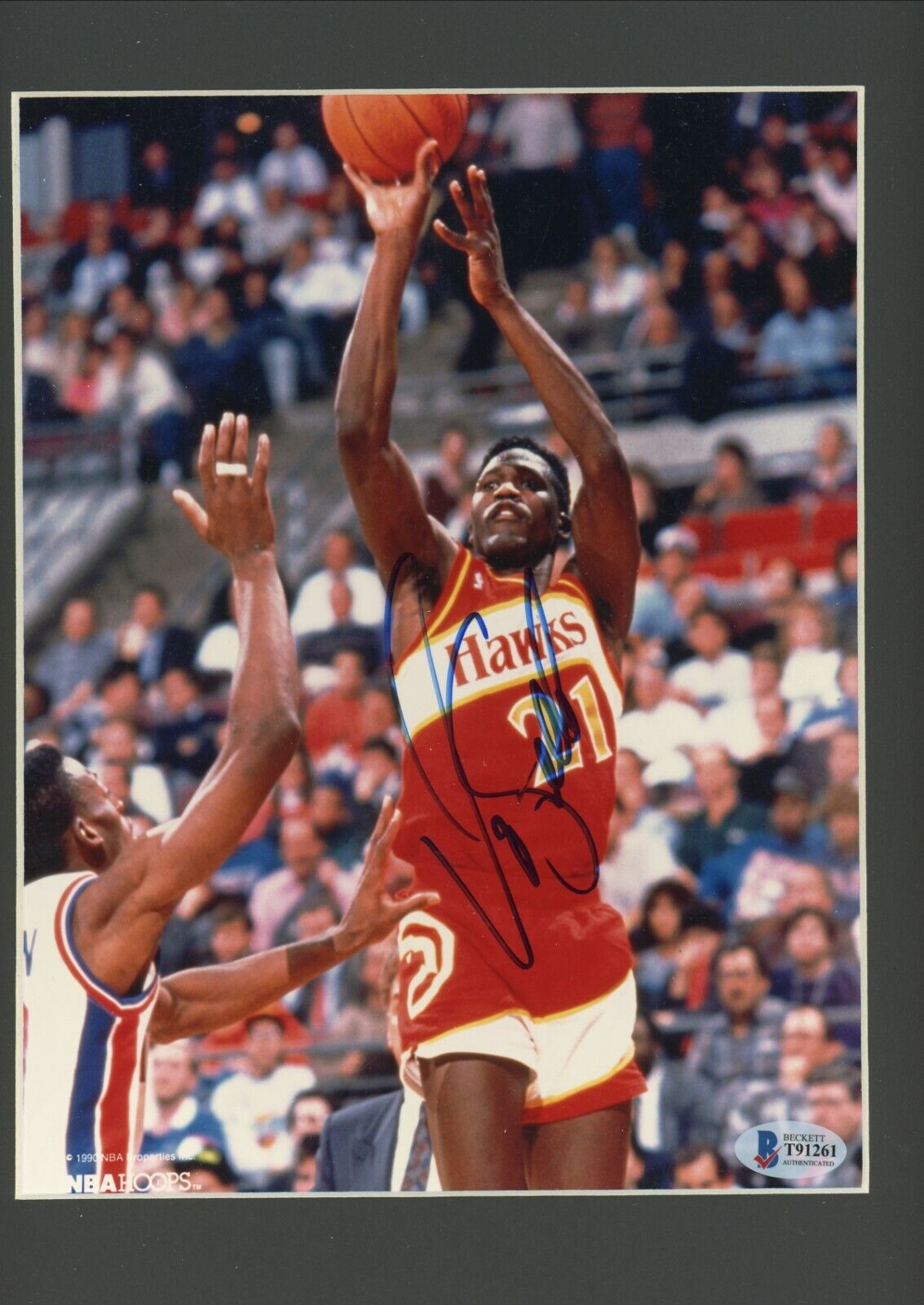 Dominique Wilkins Signed Autographed 8x10 Glossy Matted Beckett BAS