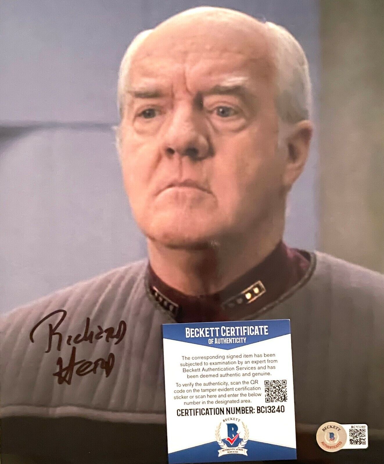 Richard Herd Star Trek Original Signed 8X10 Photo Poster painting w/Beckett COA