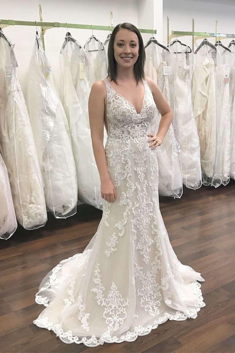 Luxury Wide Straps Mermaid Deep V-neck Wedding Dress With Lace Open Back | Ballbellas Ballbellas