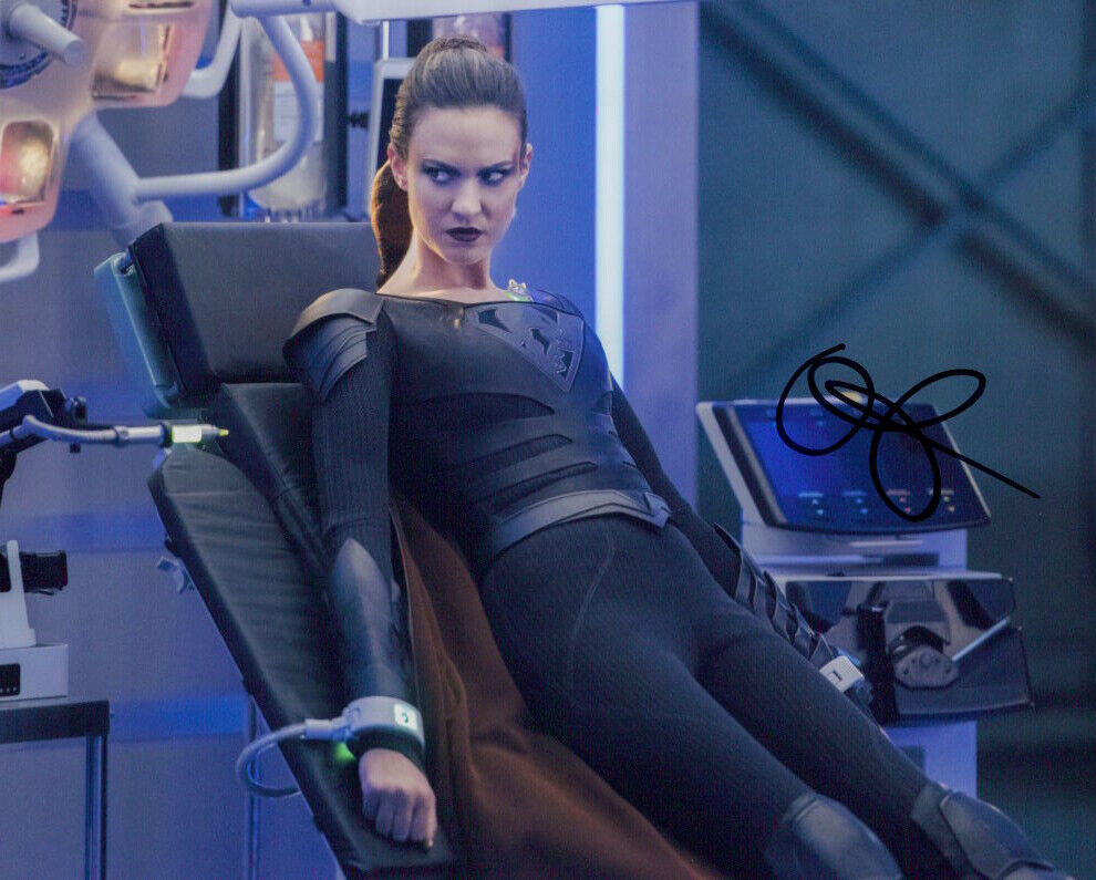 Odette Annable (Supergirl) signed 8x10 Photo Poster painting