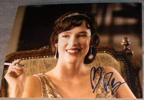 PAZ DE LA HUERTA SIGNED SMOKING BOARDWALK EMPIRE Photo Poster painting